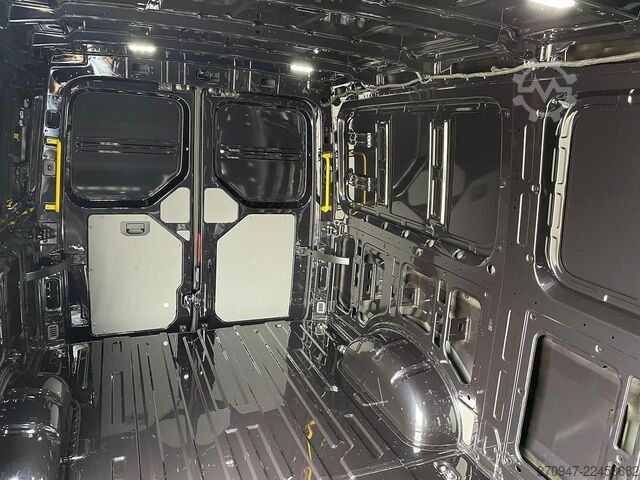 High top van MAN TGE 3.200 L3H2 Kasten 4x4 Individual S ACC STHZ