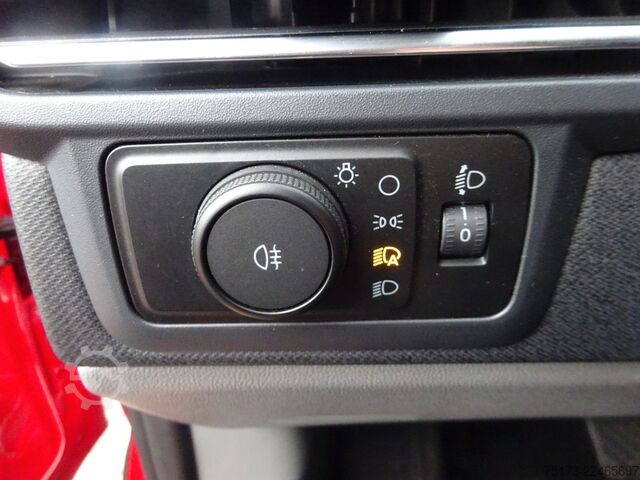 Feuerwehrfahrzeug FORD Tourneo Custom 136PS Autm. L2 Titanium MTW