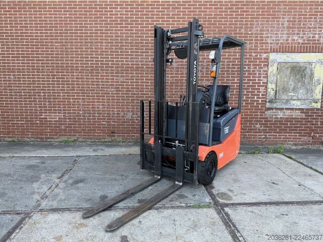 Elektro 3 Rad-Stapler Toyota 7FBEST15