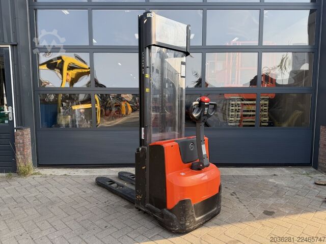 Hochhubwagen BT SWE 120L