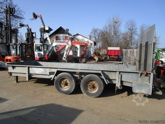 Schwerlastanhänger Müller Tandemanhänger mit 8 Ton. NL mit Rampe