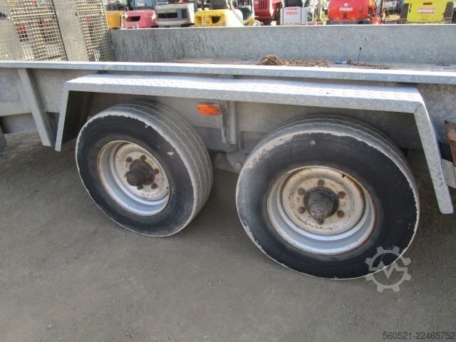 Schwerlastanhänger Müller Tandemanhänger mit 8 Ton. NL mit Rampe