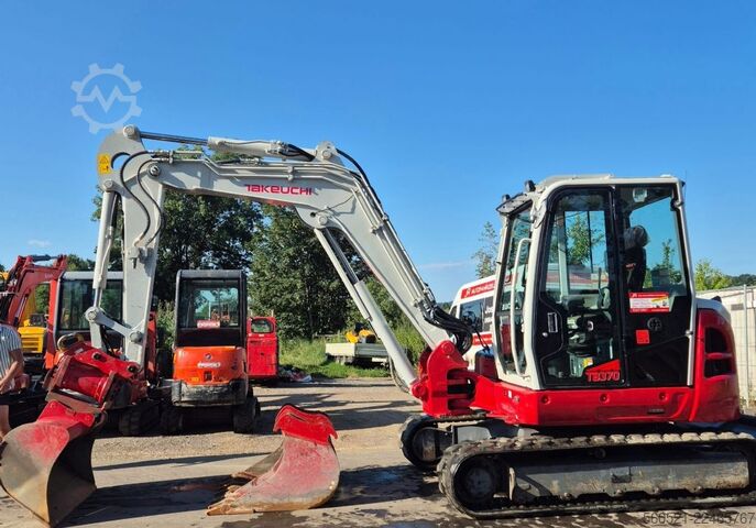 Minibagger Takeuchi TB 370 - Powertilt + Schnellwechsler-Klima-4 Löffe