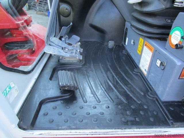 Minibagger Takeuchi TB 370 - Powertilt + Schnellwechsler-Klima-4 Löffe