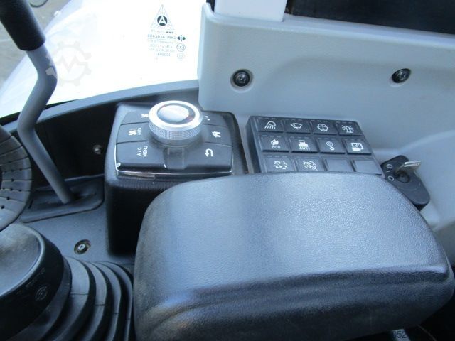 Minibagger Takeuchi TB 370 - Powertilt + Schnellwechsler-Klima-4 Löffe