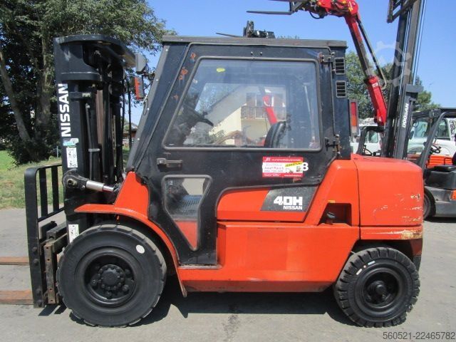 Dieselstapler Nissan 4 Ton.-Triplex-FH 4,5m + Seitenschieber