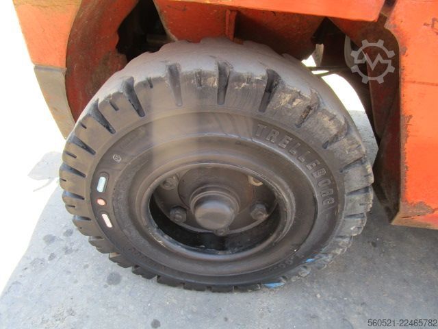 Dieselstapler Nissan 4 Ton.-Triplex-FH 4,5m + Seitenschieber
