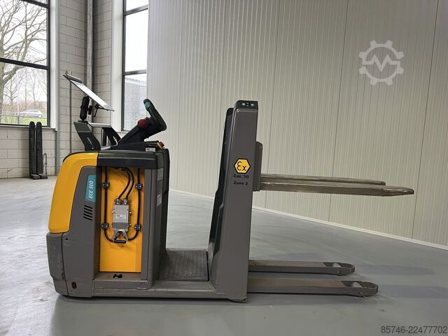 ECE 310 * Atex EX * 3G / Zone 2  !! NEW battery !! JUNGHEINRICH ECE 310 * Atex EX * 3G / Zone 2  !! NEW battery !!