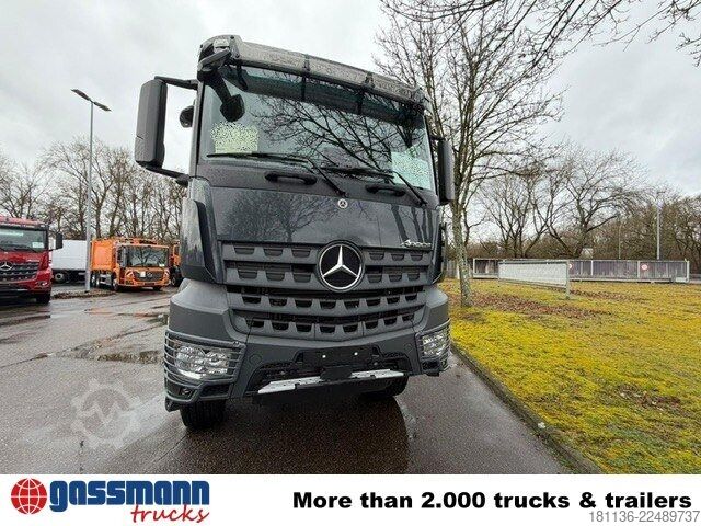 Abrollkipper Mercedes-Benz Arocs 4551 AK 8x8, Grounder