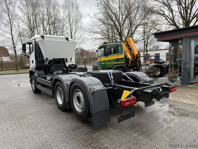 Truck chassis MAN TGS 26.330 6X2-4 BL Neu/ New