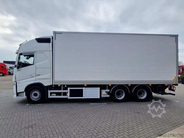 Refrigerated/frozen transport Volvo FH 13.500 Globetrotter XL 6x2 - Carrier Frigo B...