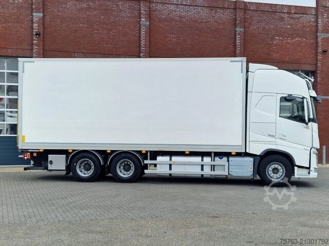 Refrigerated/frozen transport Volvo FH 13.500 Globetrotter XL 6x2 - Carrier Frigo B...