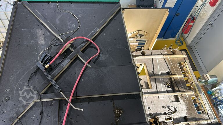 Bearbeitungszentrum 5-Achs CNC DMG MORI DMU 60 P 60 WKZ Wechsler