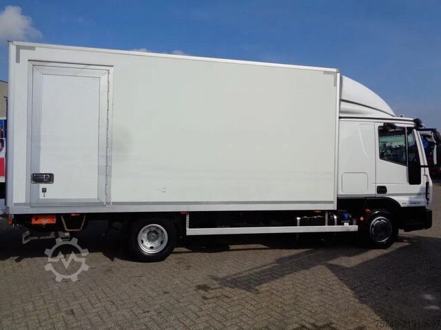 Curtain sided Iveco Eurocargo 80EL21 Manual + Euro 6 + Dhollandia Lift