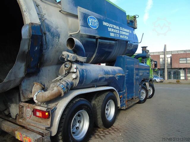 Vacuum truck Volvo FM 340 + NAAKTGEBOREN 15.000L + 8x4 + tipper + ...