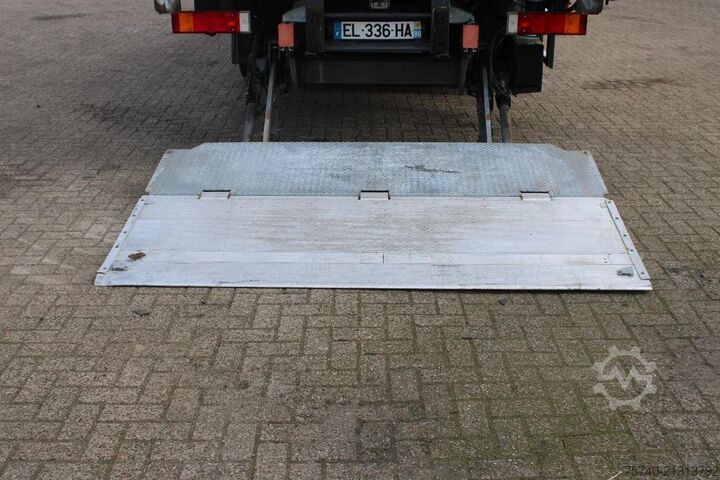 Box body Iveco Stralis 330 + EURO 6 + NICE TRUCK + 19T