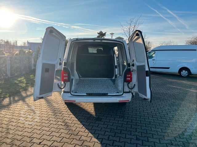 Kastenwagen VOLKSWAGEN T6 Kasten 2.0 TDi Kurz Klima Doppelsitz E6