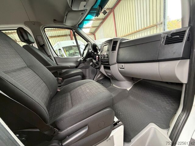 Kleinbus MERCEDES-BENZ Sprinter 314 Cdi 9Sitze Schiebetür Motor Defekt