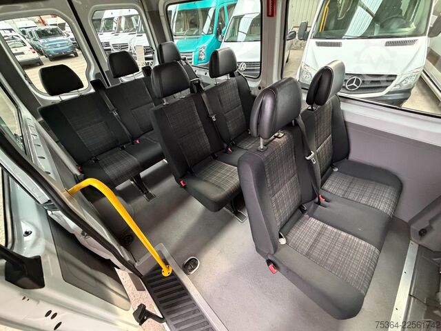 Kleinbus MERCEDES-BENZ Sprinter 314 Cdi 9Sitze Schiebetür Motor Defekt