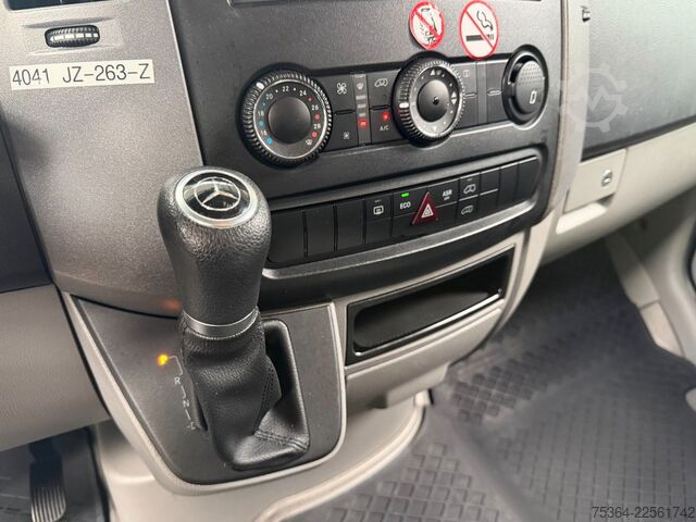 Kleinbus MERCEDES-BENZ Sprinter 314 Cdi 9Sitze Schiebetür Motor Defekt