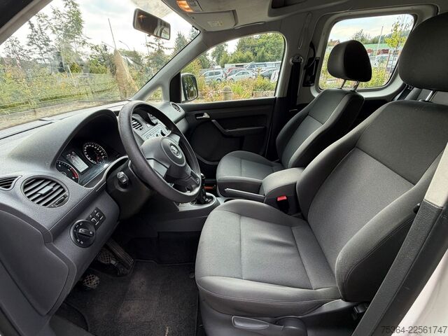 Kleinbus VW Caddy Maxi 1.6 Tdi 5 Sitze Rollstuhlrampe Klima
