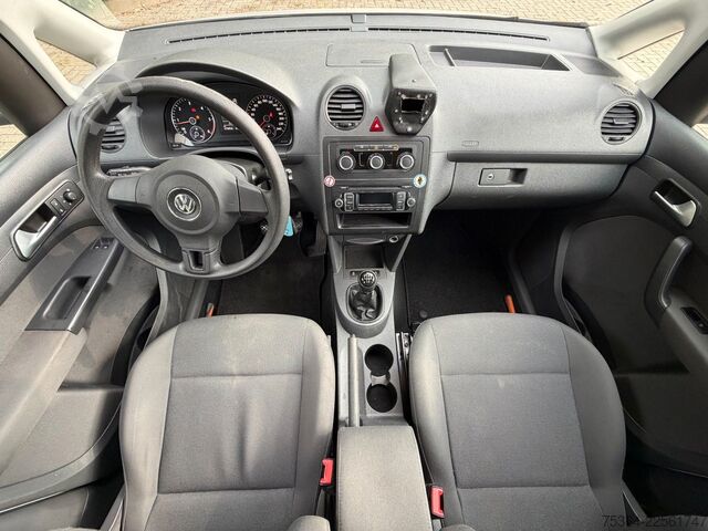 Kleinbus VW Caddy Maxi 1.6 Tdi 5 Sitze Rollstuhlrampe Klima