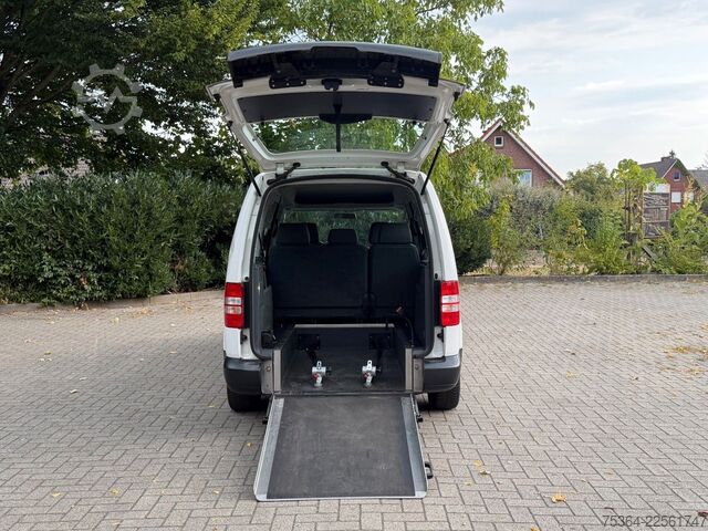 Kleinbus VW Caddy Maxi 1.6 Tdi 5 Sitze Rollstuhlrampe Klima