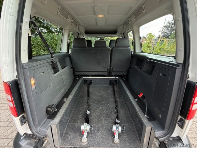 Kleinbus VW Caddy Maxi 1.6 Tdi 5 Sitze Rollstuhlrampe Klima