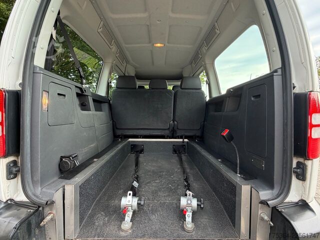 Kleinbus VW Caddy Maxi 1.6 Tdi 5 Sitze Rollstuhlrampe Klima