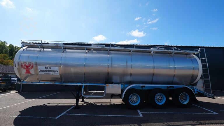 Lebensmitteltanker Pacton 3 axle food tank trailer 30.000ltr