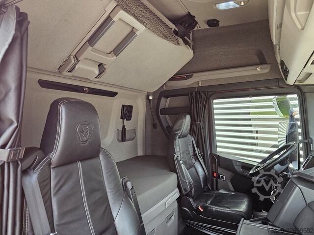 Volumentransport Scania S580 V8 / 6x2/4 / MEGA / LOWDECK / 103 cm