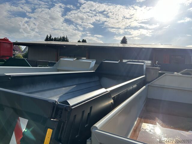 Commercial vehicle M3 Containersysteme Abrollcontainer  Halfpipe