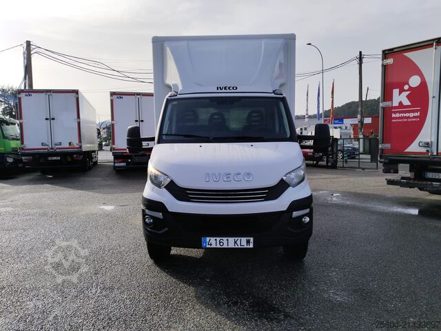 Box van Iveco DAILY 70C18