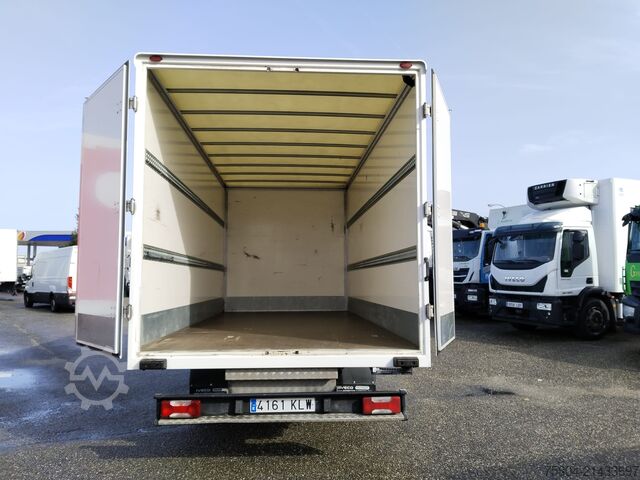 Box van Iveco DAILY 70C18