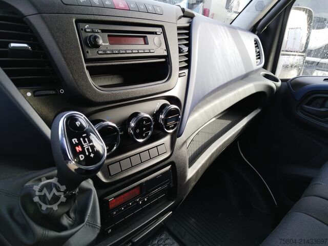 Box van Iveco DAILY 70C18