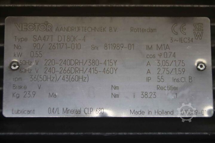 Getriebemotor 0,55 kW 36 U/min SEW Vector SA47T DT80K-4