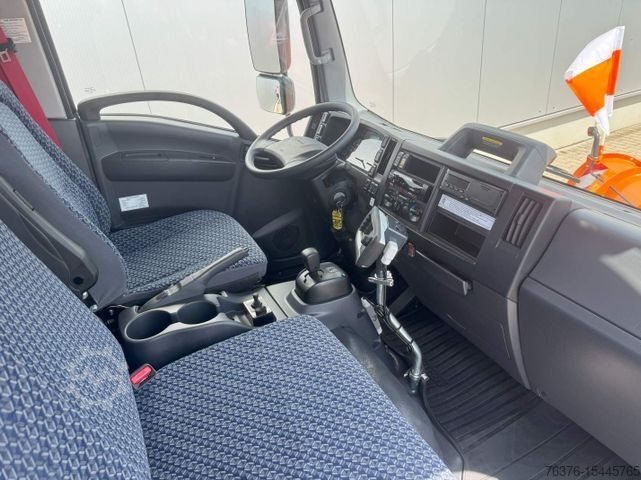 Transporter mit Kipper ISUZU NPR Aut.5.2 Ltr. Abrollkipp. + Winterdienstausr.