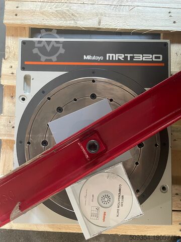 Coordinate measuring machine Mitutoyo Crysta-Apex C776