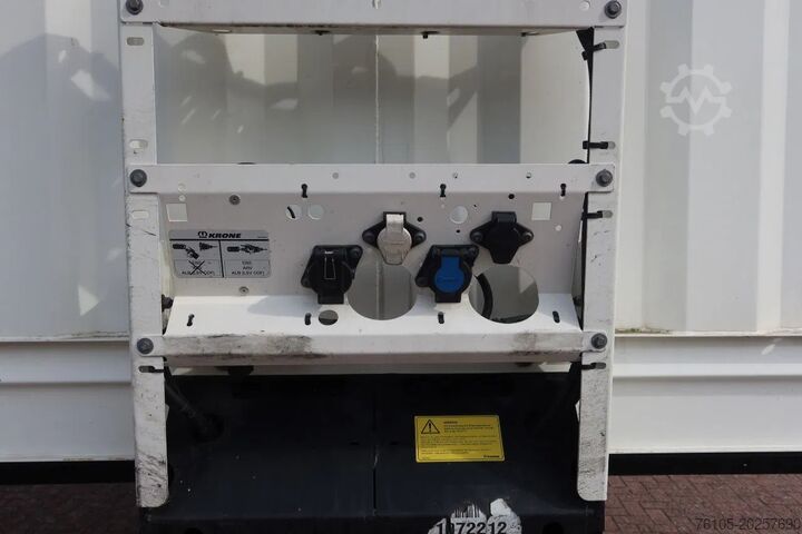 Box body Krone 2 Asser Gesloten Trailer Lift As