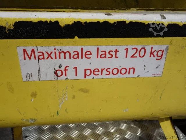 Lifting platform Renault Master SKY WORKER 12,5 METER