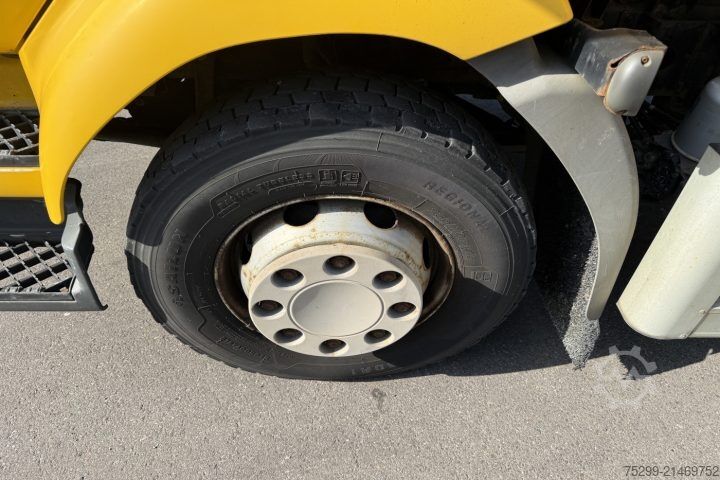 Box truck Renault Midlum 280.16 Koffer/HB Motorschaden / Swiss-Vehicle