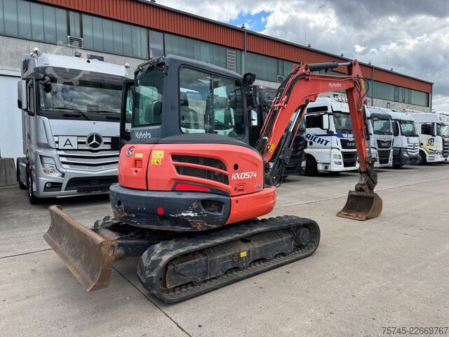 Mini excavator KUBOTA KX057-4 * SCHWENKBARE SCHNELLWECHSLER *