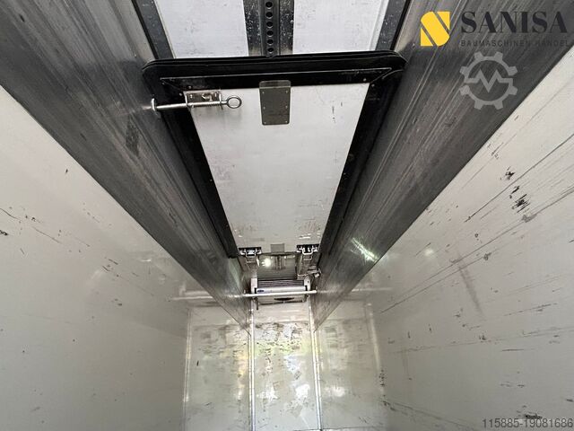 Truck with refrigerated box Volvo FM410 EEV/Carrier/LBW/3Kühlkammer/9.15m