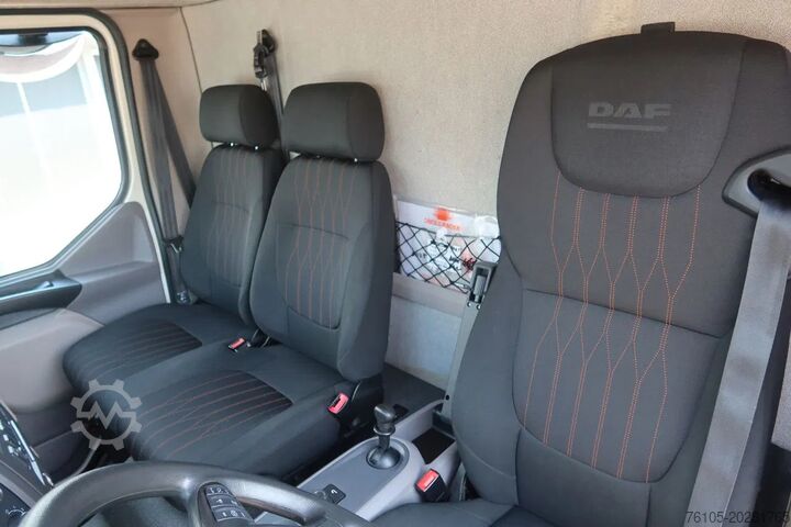 Box body DAF LF 210 Bakwagen + Dhollandia klep 1500 kg