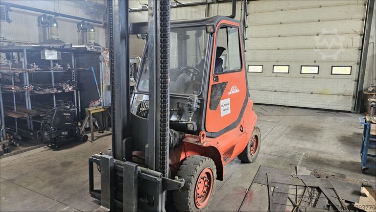4-Rad-Gabelstapler Linde H40D-03