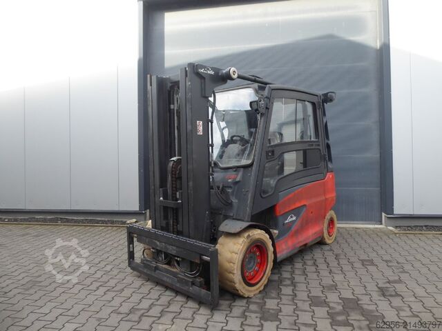 Elektro 4 Rad-Stapler Linde E50L-01/600