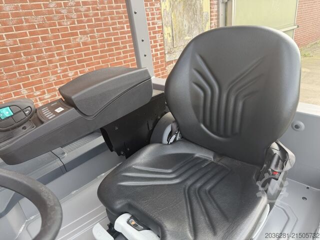 Elektro 4 Rad-Stapler Jungheinrich EFG 435