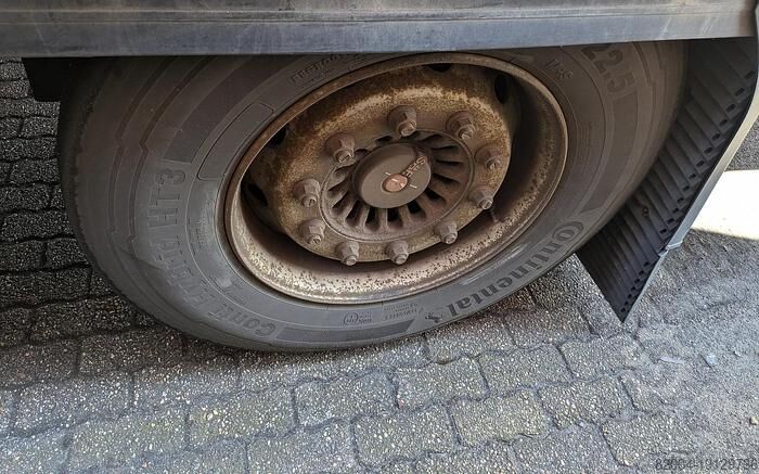 2005 krone SD 27 curtainsider | Saf disc | good tires. krone SD 27 curtainsider | Saf disc | good tires.