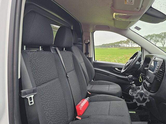 Hochdachkombi MERCEDES-BENZ VITO 110 L2 Airco Carplay !