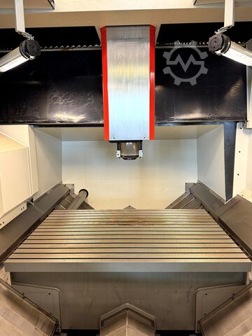 Vertikales Bearbeitungszentrum HERMLE C 1200 V